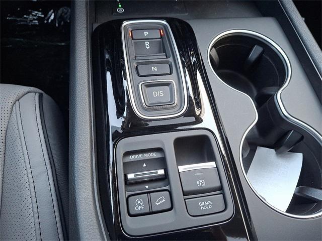new 2025 Honda Pilot car, priced at $54,575
