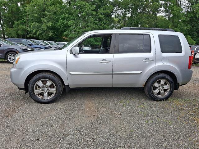 used 2011 Honda Pilot car, priced at $7,949