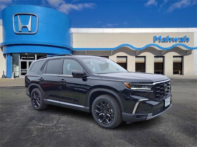 new 2025 Honda Pilot car, priced at $52,950