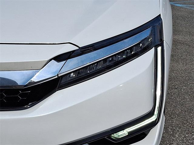 used 2018 Honda Clarity Plug-In Hybrid car, priced at $13,999