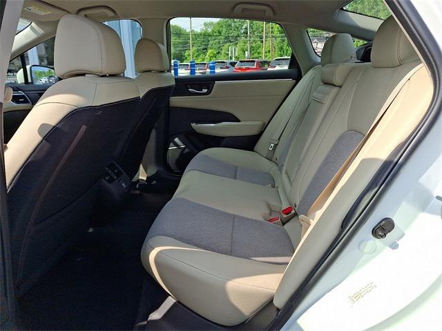 used 2018 Honda Clarity Plug-In Hybrid car, priced at $13,999