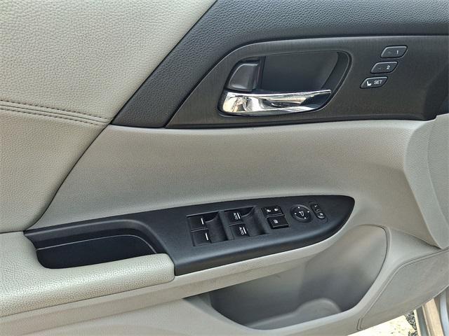 used 2013 Honda Accord car, priced at $11,517