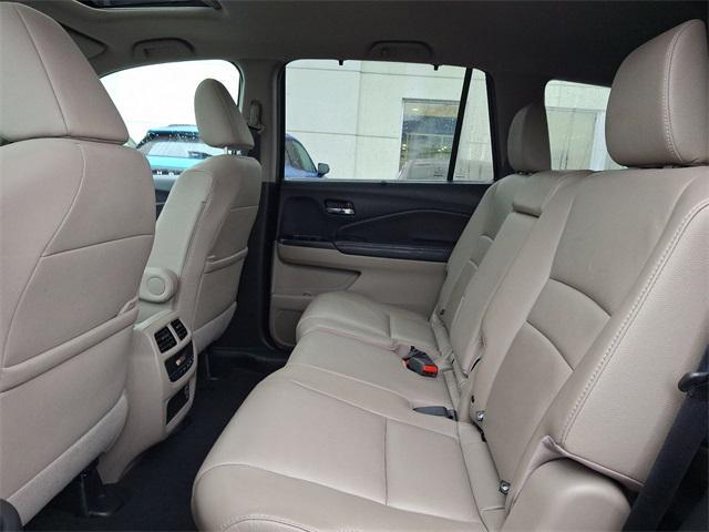 used 2021 Honda Pilot car, priced at $20,000