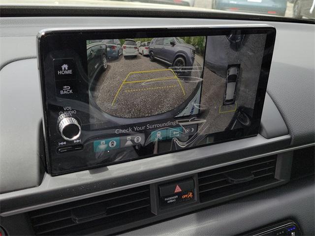 new 2025 Honda Pilot car, priced at $55,675
