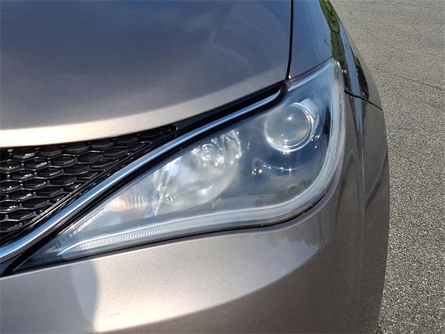 used 2018 Chrysler Pacifica car, priced at $17,754