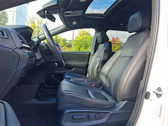 used 2023 Honda Odyssey car, priced at $35,999