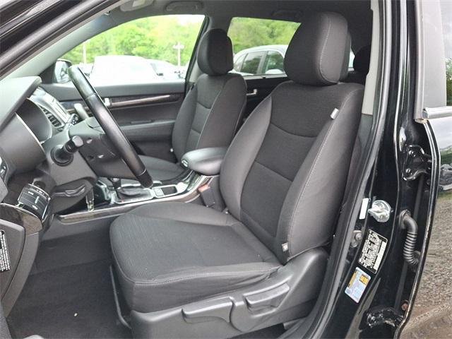 used 2014 Kia Sorento car, priced at $7,999