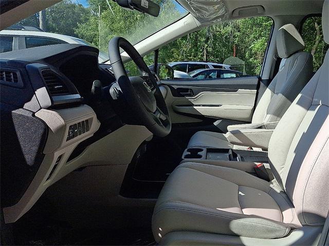 new 2026 Honda Odyssey car, priced at $44,290