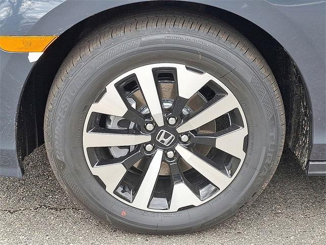 new 2026 Honda Odyssey car, priced at $44,290