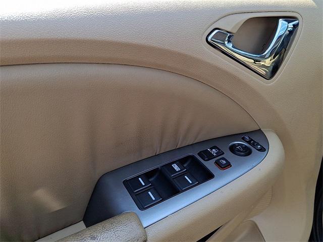 used 2009 Honda Odyssey car, priced at $9,999