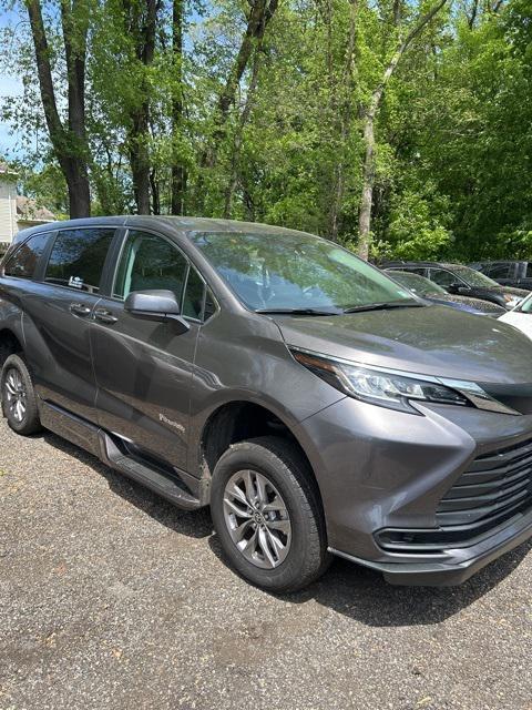used 2022 Toyota Sienna car, priced at $59,999