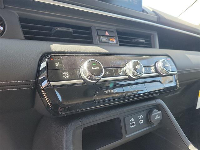 new 2025 Honda Pilot car, priced at $47,050