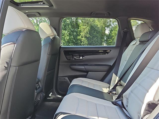 new 2025 Honda CR-V Hybrid car, priced at $42,495