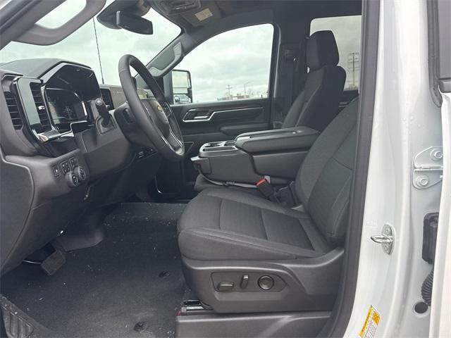 new 2024 Chevrolet Silverado 2500 car, priced at $65,990