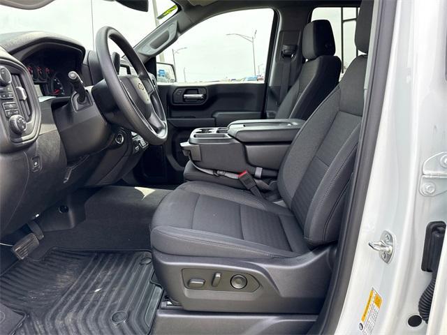 new 2025 Chevrolet Silverado 1500 car, priced at $45,871