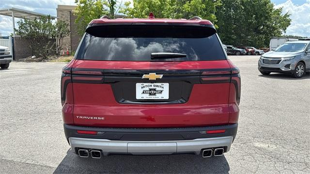 new 2025 Chevrolet Traverse car, priced at $44,830