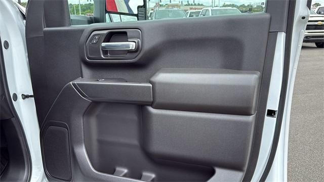 new 2025 Chevrolet Silverado 2500 car, priced at $54,685