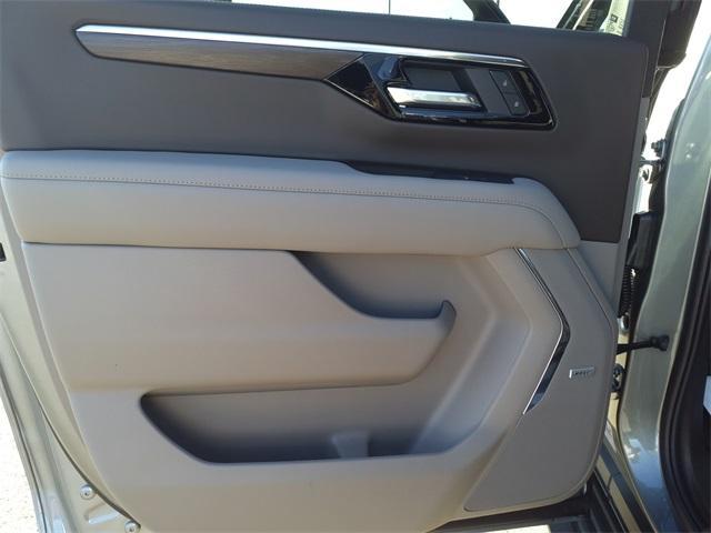 new 2026 Chevrolet Suburban car, priced at $73,970