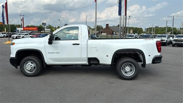 new 2025 Chevrolet Silverado 3500 car, priced at $59,260