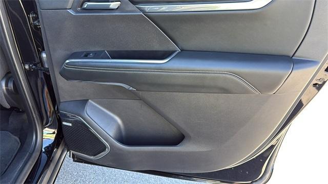 used 2025 GMC Acadia car, priced at $36,993