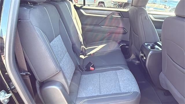 used 2025 GMC Acadia car, priced at $36,993