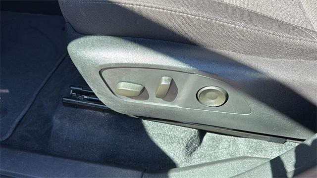 used 2025 GMC Acadia car, priced at $36,993