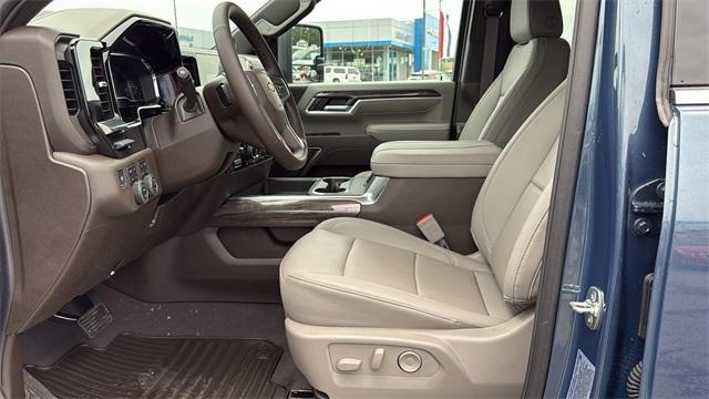 new 2025 Chevrolet Silverado 2500 car, priced at $79,010