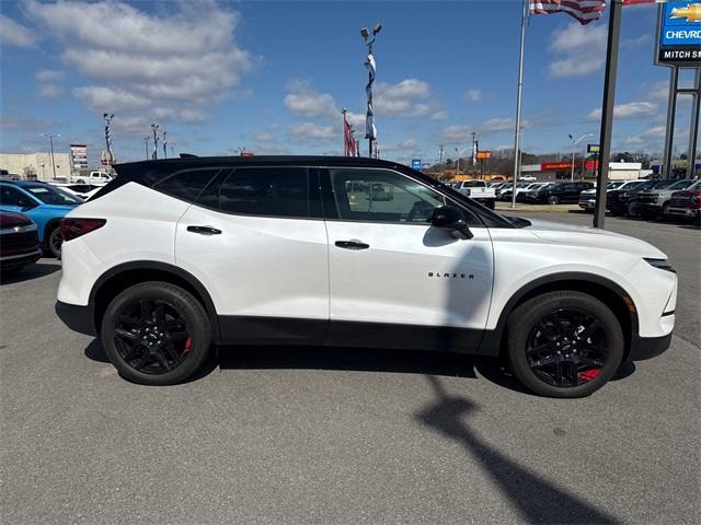 new 2025 Chevrolet Blazer car, priced at $40,801