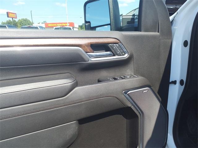used 2024 Chevrolet Silverado 3500 car, priced at $70,999