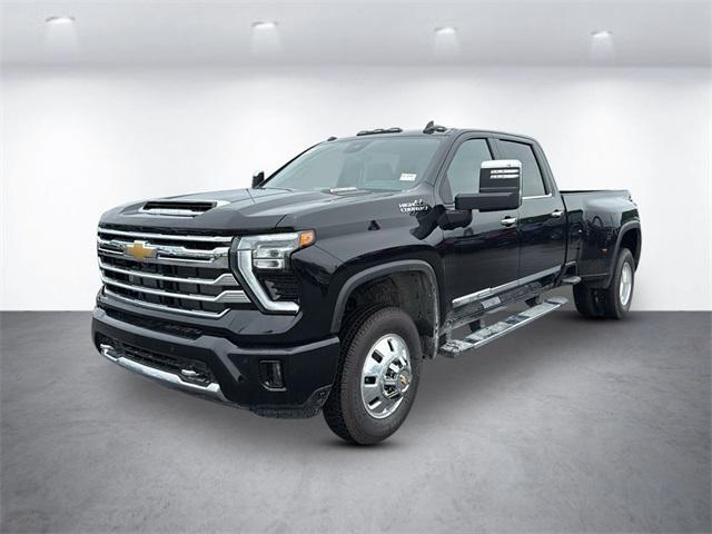new 2025 Chevrolet Silverado 3500 car, priced at $85,671