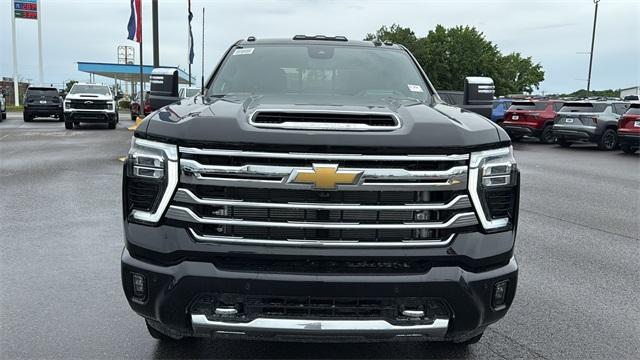 new 2025 Chevrolet Silverado 3500 car, priced at $85,671