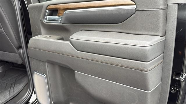 new 2025 Chevrolet Silverado 3500 car, priced at $85,671