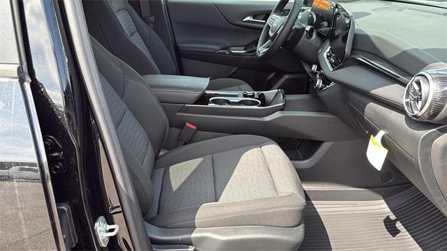 new 2026 Chevrolet Equinox car, priced at $32,340