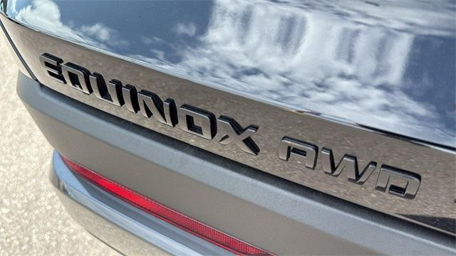 new 2026 Chevrolet Equinox car, priced at $39,090
