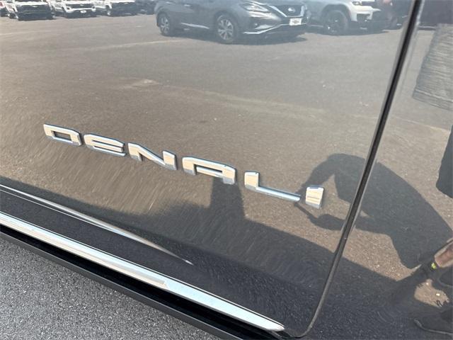 used 2021 GMC Yukon car, priced at $57,331