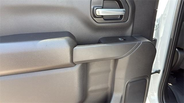 new 2025 Chevrolet Silverado 1500 car, priced at $51,364