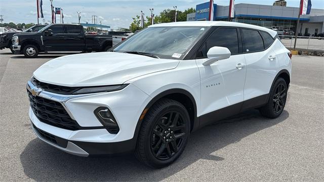 used 2024 Chevrolet Blazer car, priced at $27,993
