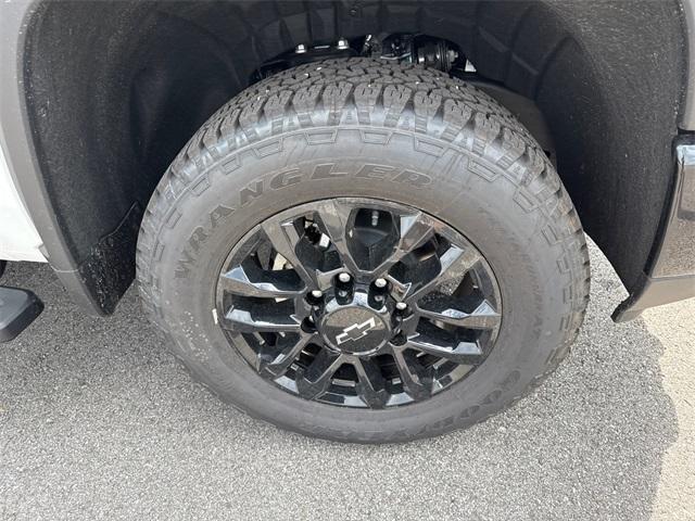 new 2025 Chevrolet Silverado 2500 car, priced at $54,685