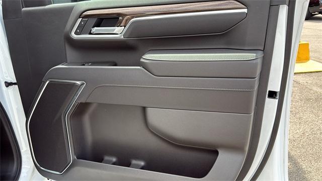 new 2025 Chevrolet Silverado 2500 car, priced at $63,070