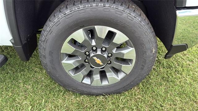 new 2025 Chevrolet Silverado 2500 car, priced at $62,390