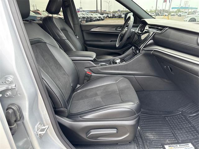 used 2024 Jeep Grand Cherokee L car, priced at $37,993