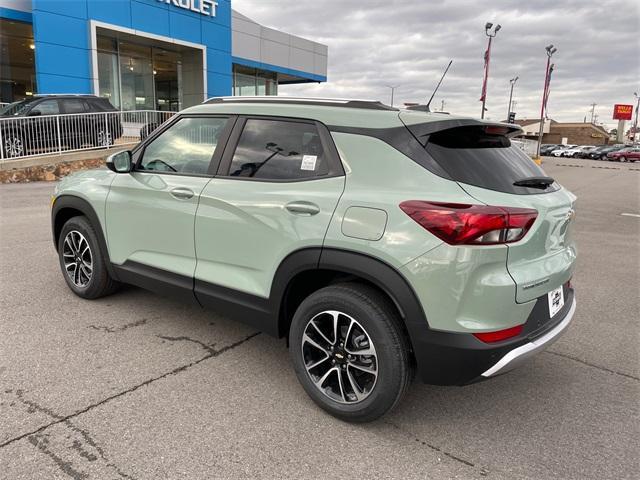 new 2025 Chevrolet TrailBlazer car, priced at $26,732