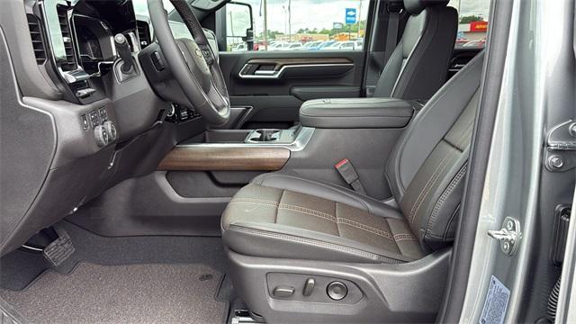 new 2025 Chevrolet Silverado 2500 car, priced at $81,995