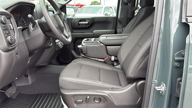 new 2025 Chevrolet Silverado 1500 car, priced at $51,191