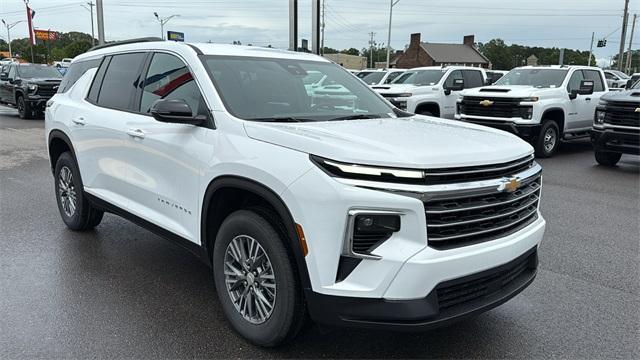 new 2025 Chevrolet Traverse car, priced at $43,710