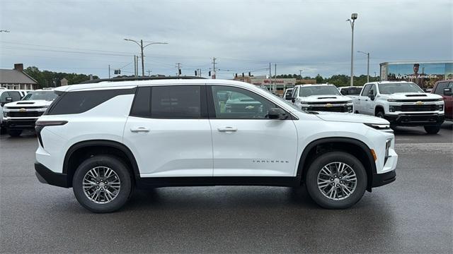 new 2025 Chevrolet Traverse car, priced at $43,710