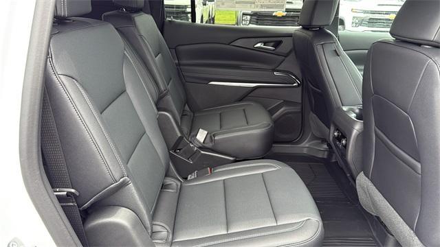 new 2025 Chevrolet Traverse car, priced at $43,710