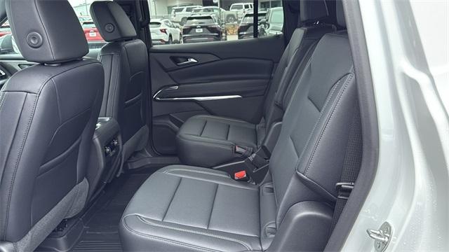 new 2025 Chevrolet Traverse car, priced at $43,710
