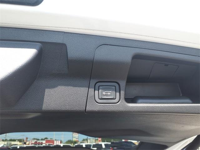 used 2023 GMC Acadia car, priced at $35,993