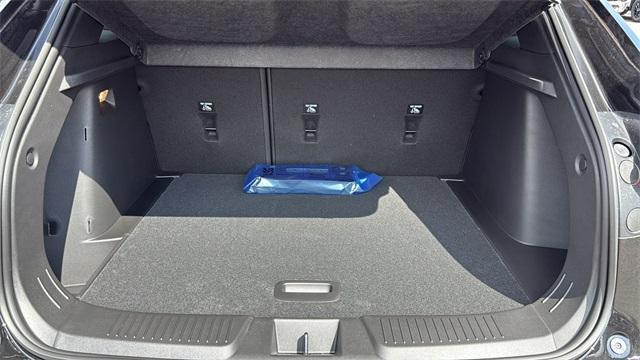 new 2025 Chevrolet Trax car, priced at $27,890